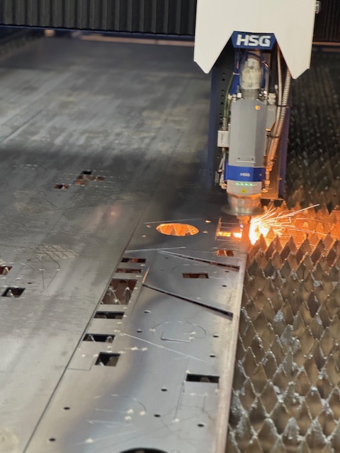 Pjovimas lazeriu-SteelTrade.lt